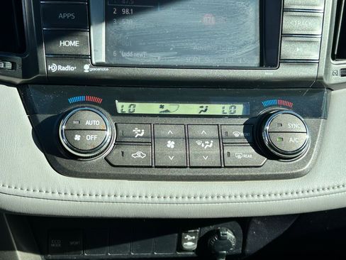 Used 2015 Toyota RAV4 XLE image 22