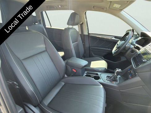 Used 2022 Volkswagen Tiguan SE FWD image 22