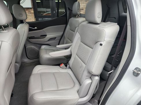 Used 2019 GMC Acadia SLT image 13