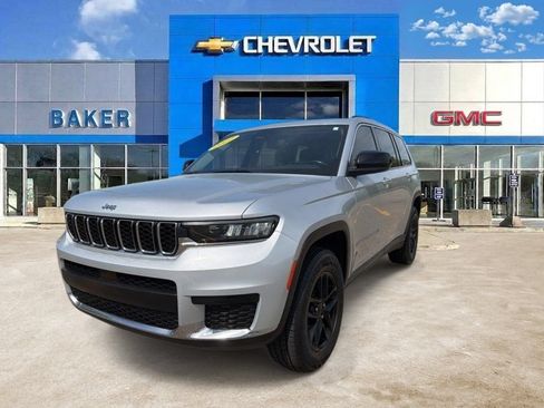 Used 2022 Jeep Grand Cherokee L Laredo w/ Luxury Tech Group I AWD/4WD image 1