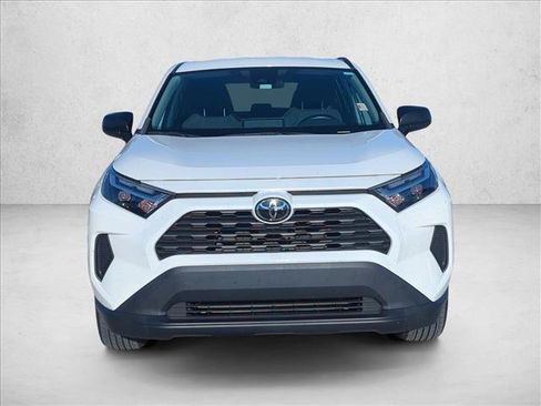 Used 2023 Toyota RAV4 LE FWD image 2