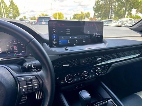 Used 2024 Honda Accord Sport image 9