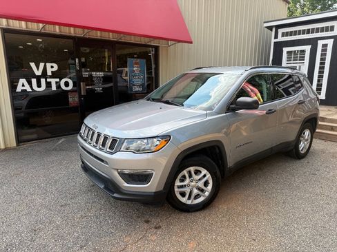 Used 2021 Jeep Compass Sport FWD image 1