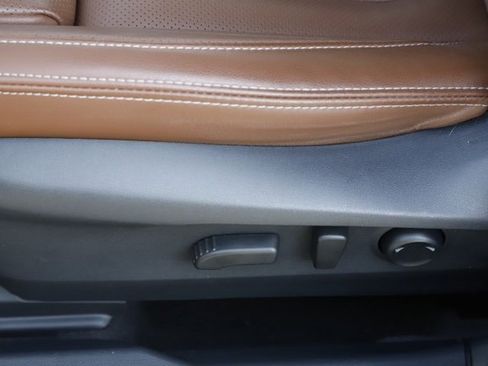 Used 2020 Subaru Outback Touring XT image 15