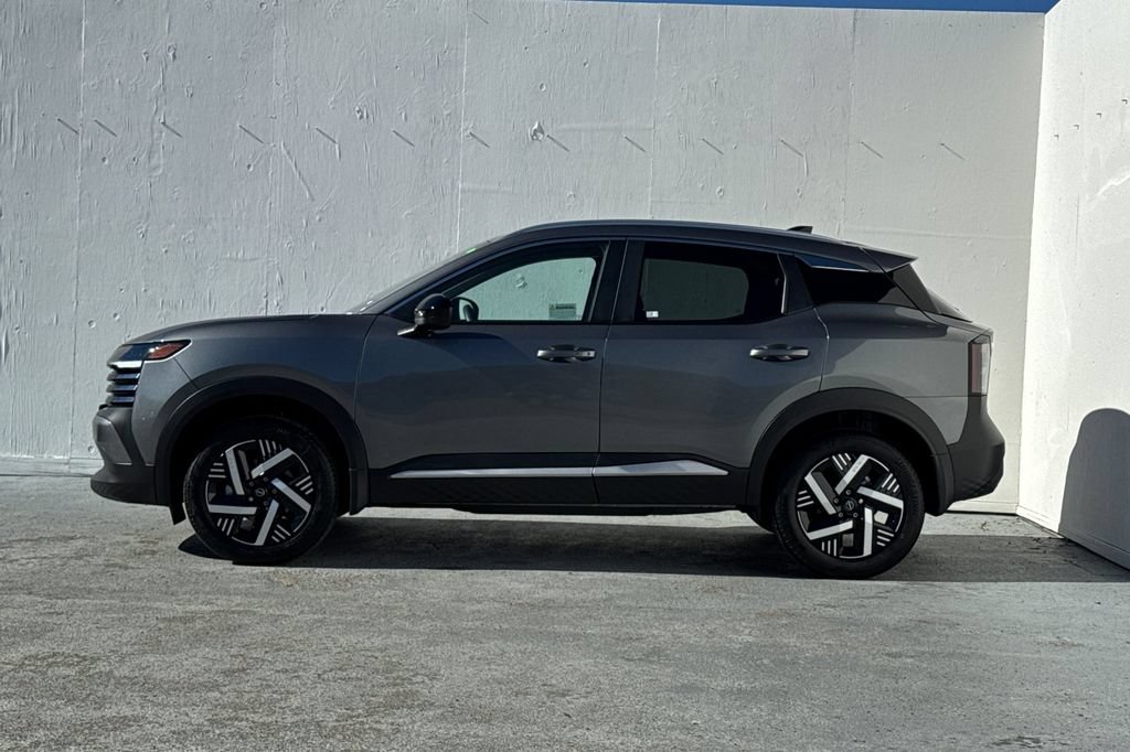 Used 2026 Nissan Kicks SV FWD image 6