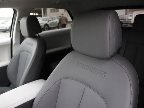 New 2026 Hyundai Ioniq 5 SEL image 16