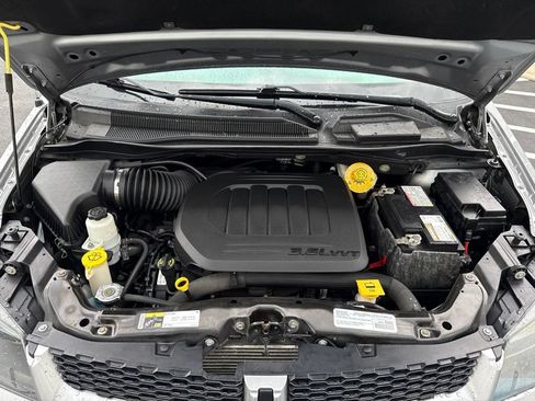 Used 2019 Dodge Grand Caravan GT FWD image 27
