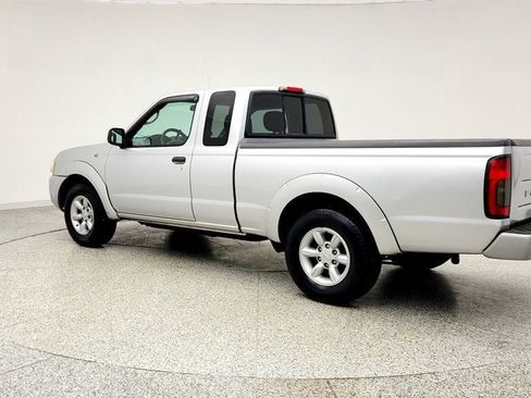 Used 2004 Nissan Frontier XE w/ (VTP) Value Truck Pkg image 7