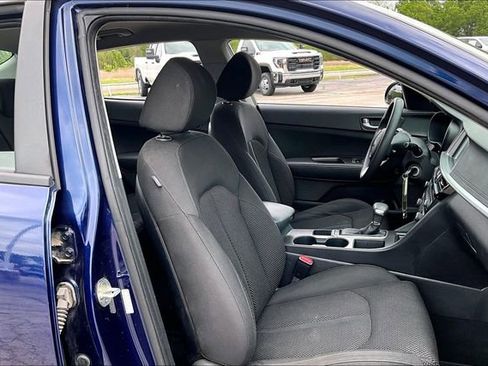 Used 2020 Kia Optima LX image 29