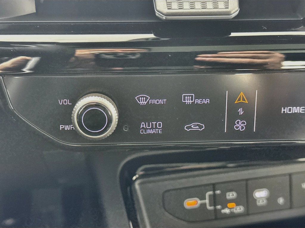 New 2027 Kia K5 GT-Line AWD/4WD image 17