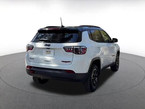 Used 2025 Jeep Compass Trailhawk image 14