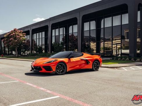 Used 2020 Chevrolet Corvette Stingray Coupe w/ 1LT RWD image 38