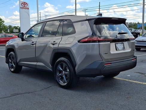 Used 2026 Toyota RAV4 LE FWD image 5
