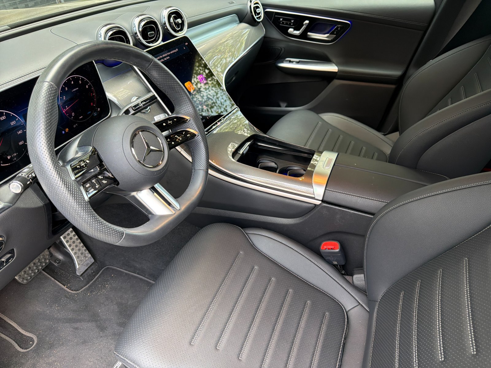 Used 2026 Mercedes-Benz GLC 300 image 9