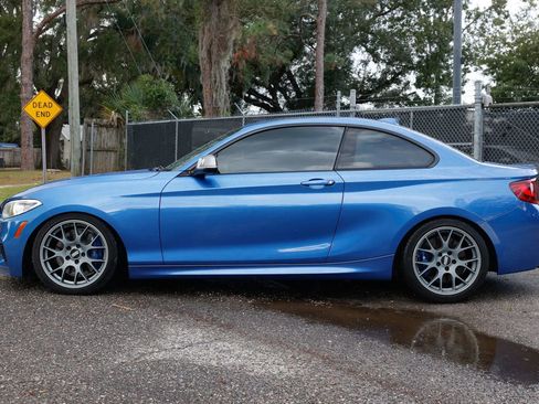 Used 2016 BMW M235i Coupe image 2