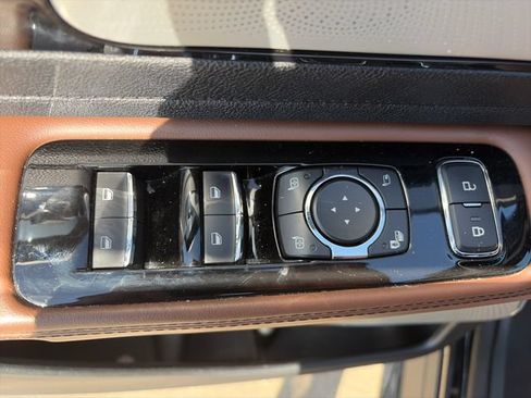 Used 2020 Lincoln Aviator Reserve AWD/4WD image 19
