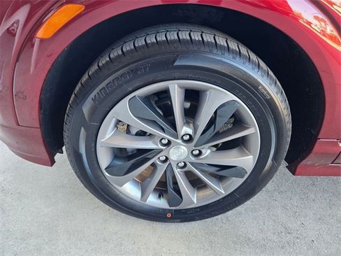 Used 2022 Buick Encore GX Essence w/ Advanced Technology Package image 24