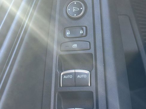 Used 2023 Honda Accord EX image 12