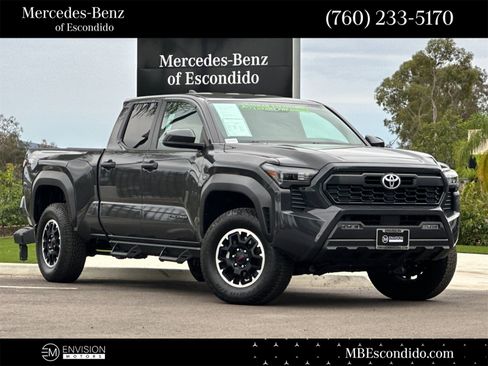 Used 2024 Toyota Tacoma TRD Off-Road image 1
