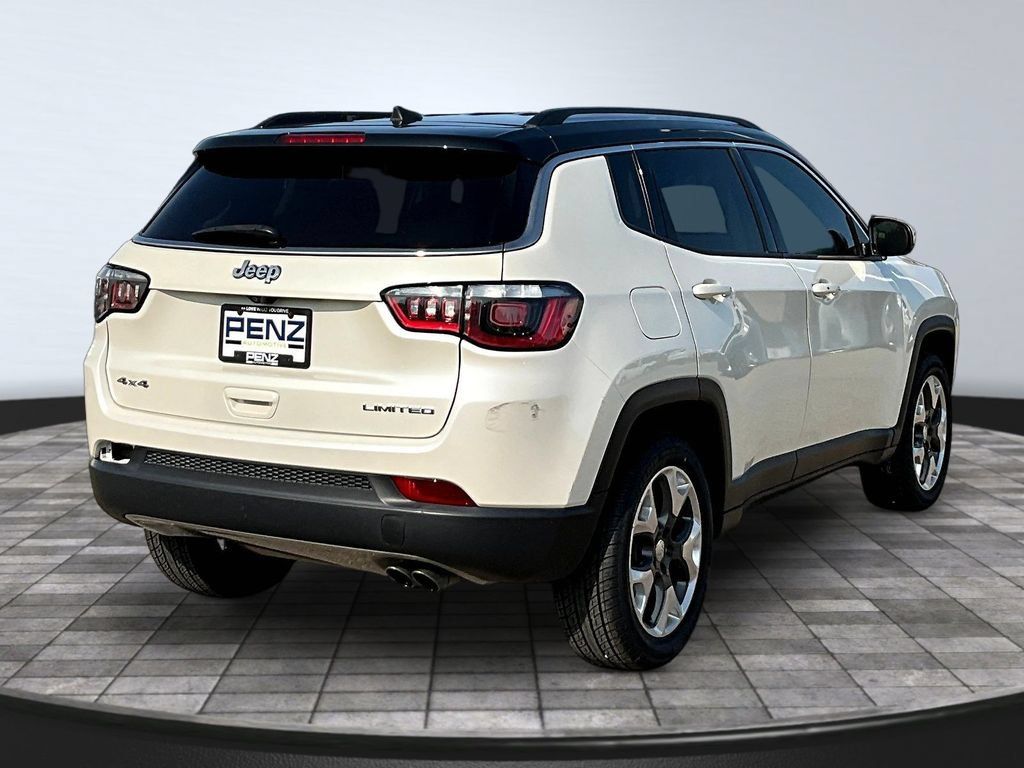 Used 2018 Jeep Compass Limited AWD/4WD image 7