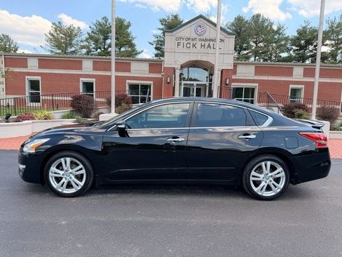 Used 2013 Nissan Altima 3.5 SL w/ Technology Pkg image 9