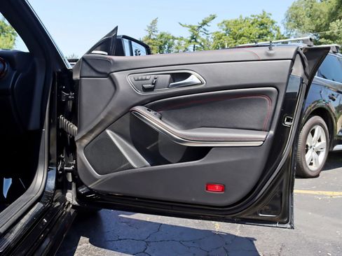 Used 2016 Mercedes-Benz CLA 45 AMG 4MATIC w/ Premium Package image 35