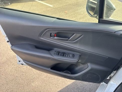 Used 2023 Toyota Prius Prime SE image 15