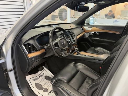 Used 2018 Volvo XC90 T6 Inscription w/ Convenience Package image 20