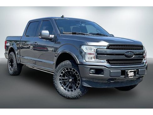 Used 2019 Ford F150 Lariat w/ Equipment Group 502A Luxury AWD/4WD image 3