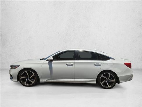 Used 2018 Honda Accord Sport image 8
