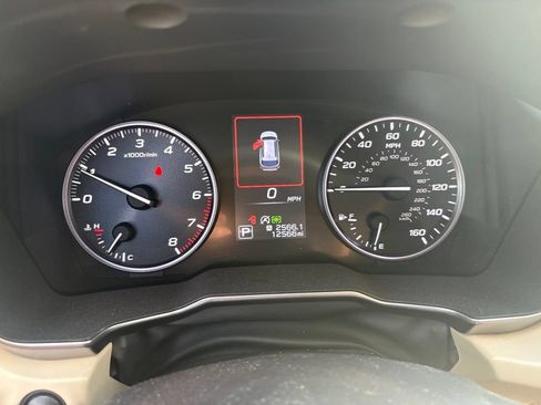Used 2020 Subaru Outback Limited w/ Popular Package #2 AWD/4WD image 5