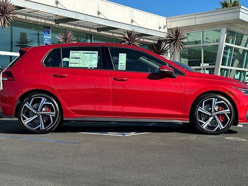 New 2025 Volkswagen GTI SE image 4