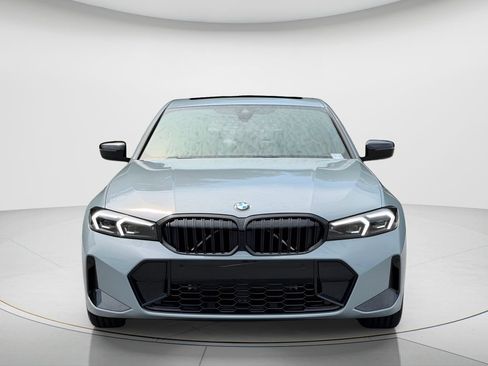 New 2026 BMW 330i Sedan w/ M Sport Package RWD image 2