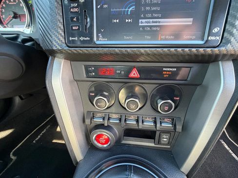 Used 2015 Subaru BRZ Series.Blue image 34