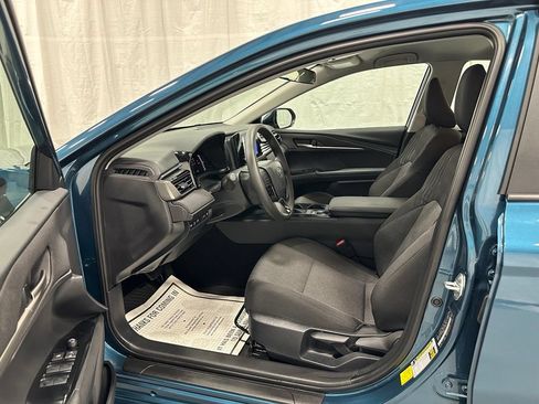 Used 2026 Toyota Camry LE FWD image 10