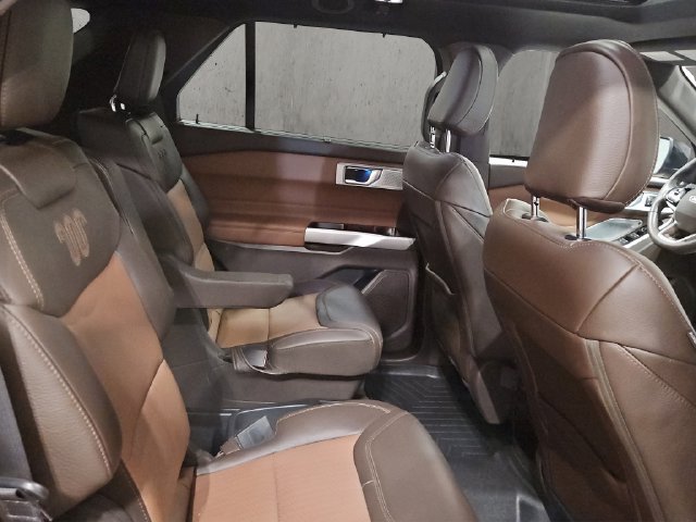 Used 2021 Ford Explorer King Ranch w/ Premium Technology Package AWD/4WD image 21