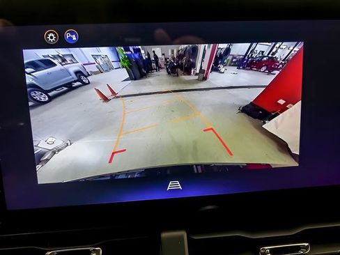 Used 2025 Chevrolet Equinox LT image 19