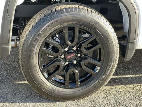 New 2026 GMC Sierra 1500 Elevation w/ LPO, Elevation Black Package image 29