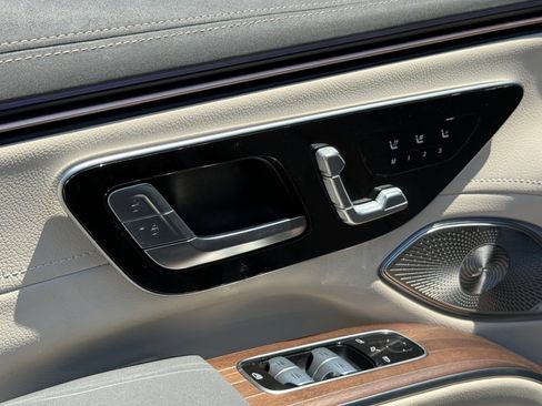 Used 2023 Mercedes-Benz EQS 450+ SUV image 22