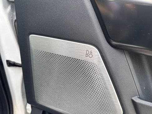 Used 2024 Ford F250 Platinum w/ Tremor Off-Road Package image 9