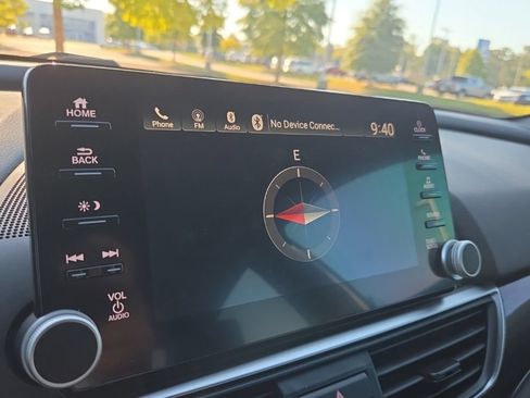 Used 2019 Honda Accord Sport image 37