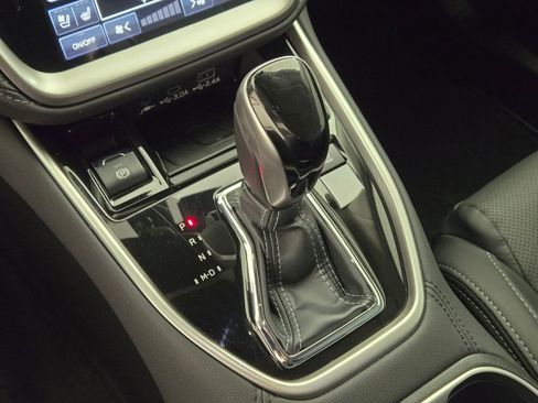 Certified 2025 Subaru Outback Touring w/ Popular Package #2 image 34