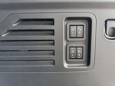 New 2026 Chevrolet Traverse RS image 35