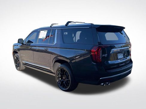 Certified 2023 GMC Yukon XL Denali AWD/4WD image 7