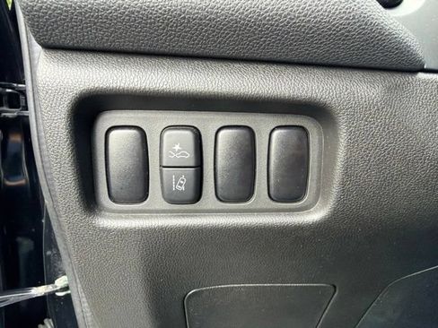 Used 2024 Mitsubishi Outlander Sport ES AWD/4WD image 19