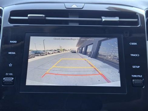 Certified 2023 Hyundai Tucson SEL w/ Convenience Package FWD image 12