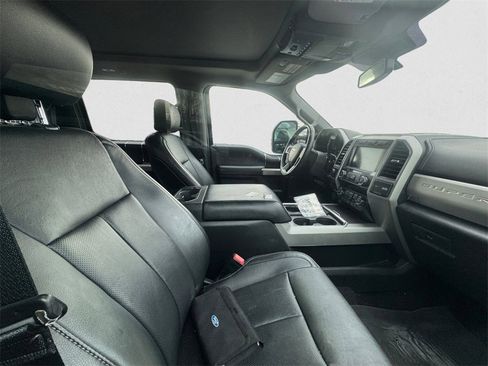 Used 2020 Ford F350 Lariat image 10
