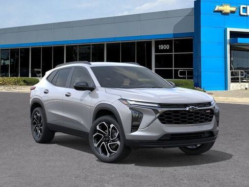 New 2026 Chevrolet Trax RS w/ Driver Confidence Package FWD image 7