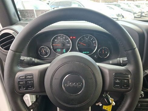 Used 2016 Jeep Wrangler Sport image 17