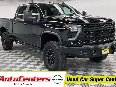 Used 2025 Chevrolet Silverado 2500 ZR2 w/ ZR2 Bison Edition AWD/4WD image 1